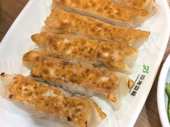 -四海游龙锅贴专门店(机场店)
