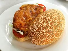 特色猪排包-深圳温德姆至尊酒店·大堂吧·户外花园