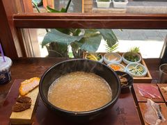 -银米·云南传统过桥米线(双廊黑金冠店)