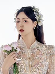 点击看大图 -艾拉·女王婚纱礼服馆