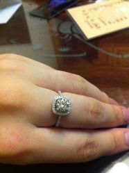 IMG_2548-威德钻石-克拉钻大本营(南京东路店)