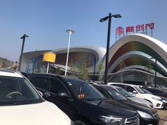 -融创茂-停车场