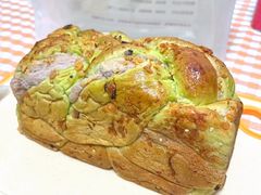 菠菜芋泥吐司-富贵面包公司(运河店)