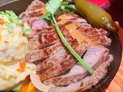 -Chili's Cafe&Bar奇利斯(滨江店)