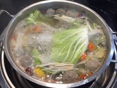 -四点金潮汕鲜牛肉火锅(金猴名居店)