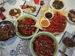 -靓虾二哥长沙地标小龙虾(五一广场店)