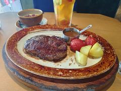 -绿茵小镇中西餐厅(五岭店)
