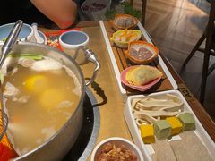 -左庭右院鲜牛肉火锅(南通CBD大有境店)