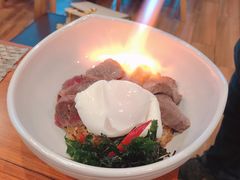 -Chom Cafe and Restaurant