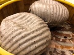 玉米紫麦包-弘雅饭店