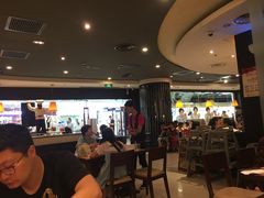 大堂-必胜客(百联又一城店)
