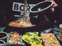 麻辣小八爪-八月美食小馆(银泰城总店)