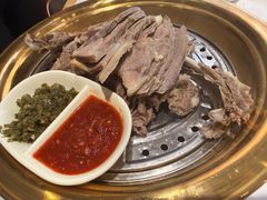 手扒肉-十二毡房蒙餐·蒙古包