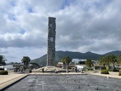 -亚龙湾中心广场