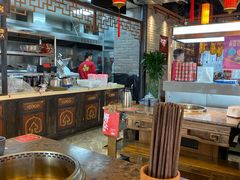 大堂-小龙坎老火锅(北京三里屯店)