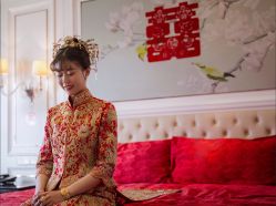 -禕·愫白婚纱商店