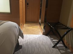 -珠海拱北口岸希尔顿欢朋酒店