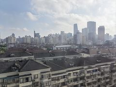 -上海虹桥君丽假日酒店(娄山关路地铁站店)