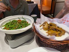 -鸽子侯·家宴·平价海鲜(绿地店)