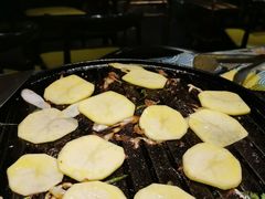 -燚店·铁板鱼蛙·烤肉·烤串(北新桥店)