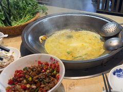 -陈大锅·岳阳鱼馆·地道岳阳菜(美食街店)