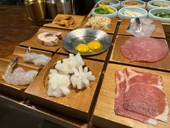 -银米·云南传统过桥米线(双廊黑金冠店)