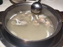 -喃喃椰·糟粕醋·椰子鸡火锅(七堡花园店)