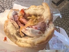 -Bánh Mì Huynh Hoa