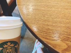 -星巴克(香港国际机场44号闸店)