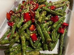 -耶里夏丽·新疆菜·28年喀什老馆(田林东路店)