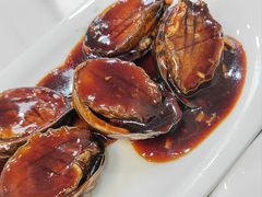 浇汁大鲍鱼-来之顺海鲜菜馆·青岛菜·始于1993(栈桥店)