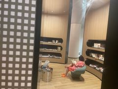 -涨巢·潮玩水疗局