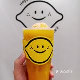整颗芒果鲜果肉的柠檬茶，夏天喝超爽，快来新洲打卡吧