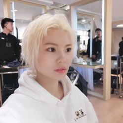 -简法造型·品牌形象店