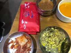 -老炉家木炭烤肉(长江国际店)