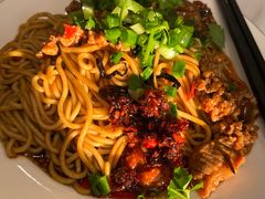 -柳州肥姨妈大骨螺蛳粉(曹路店)