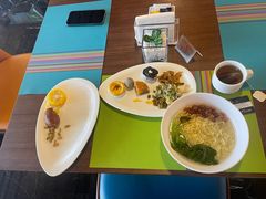-珠海拱北口岸希尔顿欢朋酒店