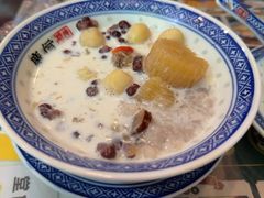 -广信牛奶甜品世家(台东店)
