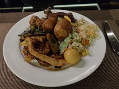 -大中华希尔顿酒店-念自助餐·嗨啤·小龙虾