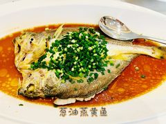 -醉辉皇上海之巅(上海中心大厦店)
