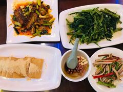 -缪氏川菜(丰盛町店)