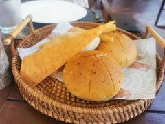 -宴悦海鲜餐厅·游水海鲜·牛排(亚龙湾瑞吉店)