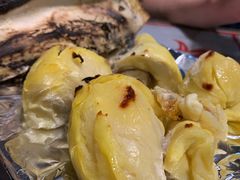 绝味烤榴莲-辉记炭烧海鲜大排档·老字号(福田店)