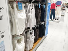 -优衣库(上海正大广场店)
