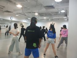 -HI dance 舞室