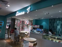 门面-西檬树SIMON·T轻奢蛋糕(大东方Max店)