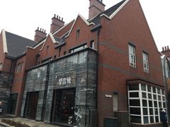 -钟书阁(松江泰晤士小镇店)