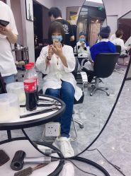 -变画·发型STUDIO