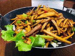 干锅杏鲍菇-川人百味(金安中央大街店)