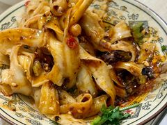 干拌双椒牛肉刀削面-鸿盛面庄(庆云北街2号院店)